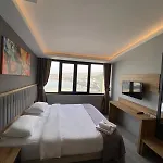 Port Hotel Trebizonda
