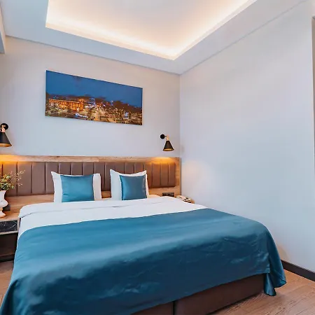 Port Hotell 3*
