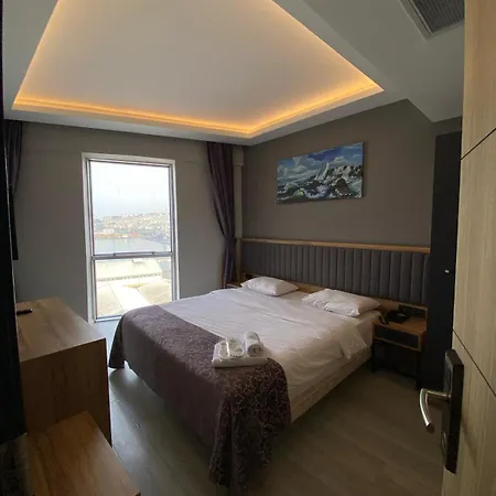 Port Hotell 3*