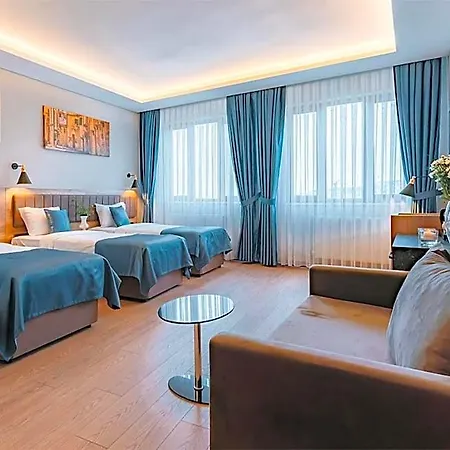 Hotel Port 3*