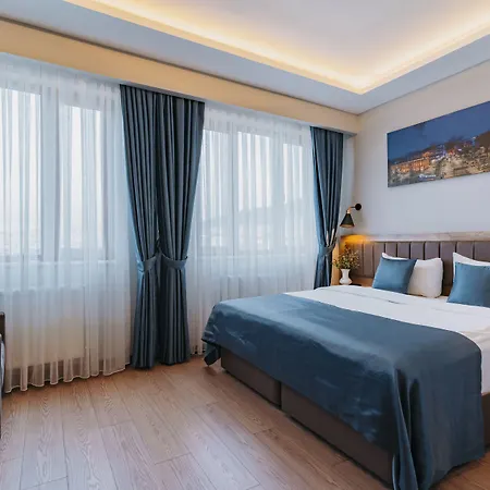 Port Szálloda 3*