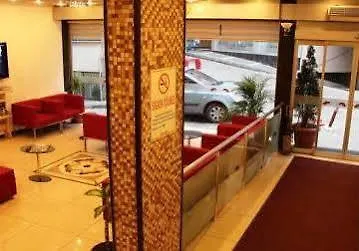 Port فندق
